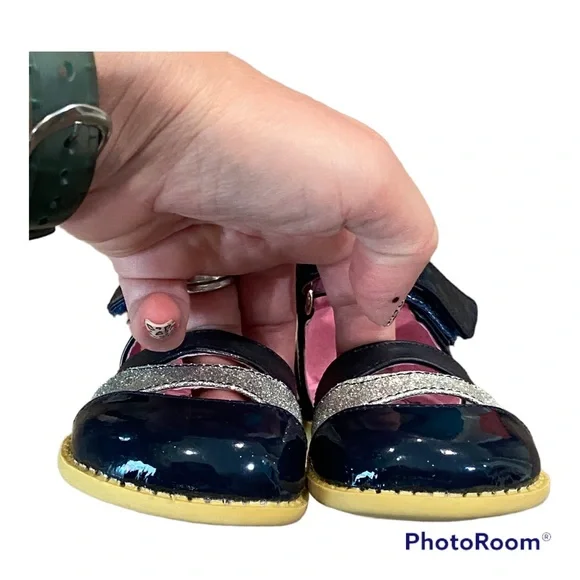 Livie & Luca Sundae Navy Patent 6 - Picture 6 of 9